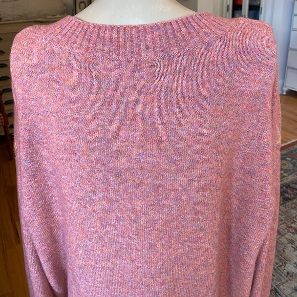 LOFT Rose Pink Sweater - Size L - Picture 6 of 9